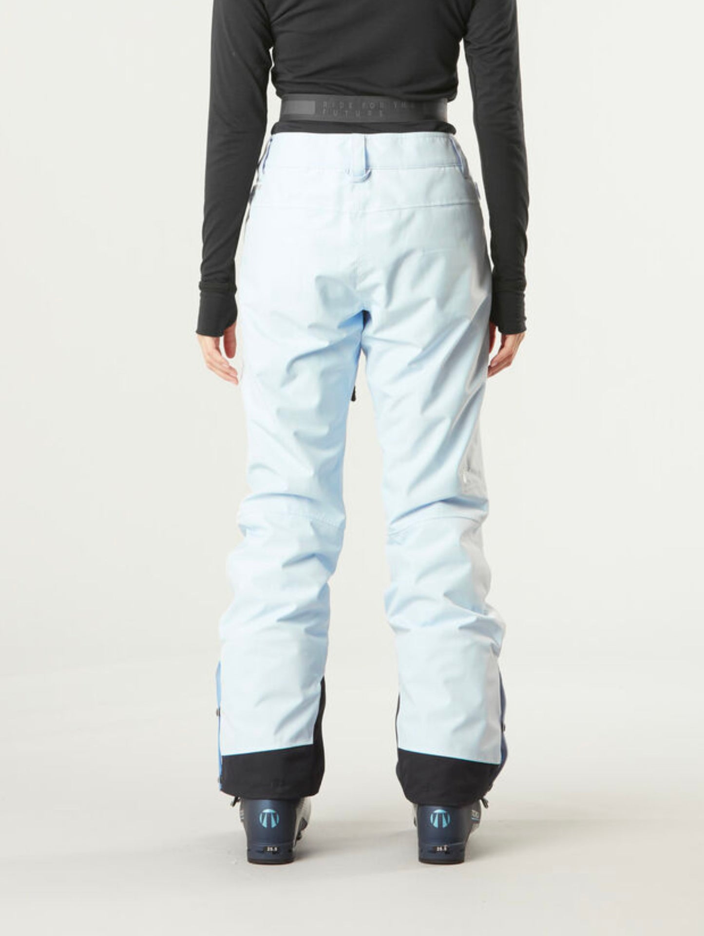 Exa Ski / Snowboard women's pants ice melt